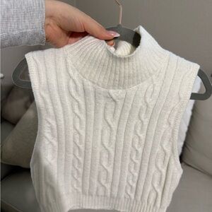 ALO YOGA • TANK TOPS AND CAMIS